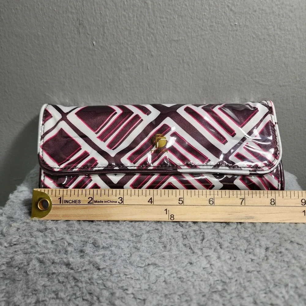 Trina Turk Envelope Bag Makeup /‎ Brushes/ Jewelry
